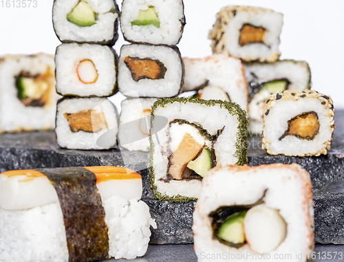 Image of sushi dish variation