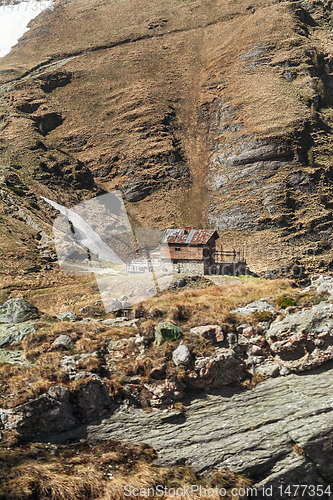 Image of House in the Mountains
