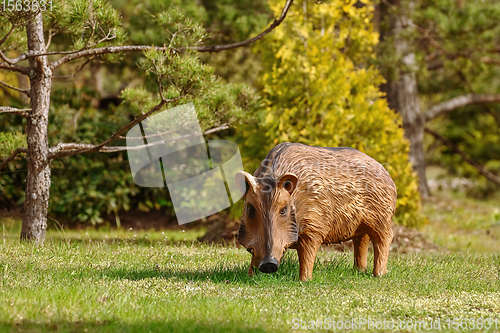 Image of Wild boar sculpture