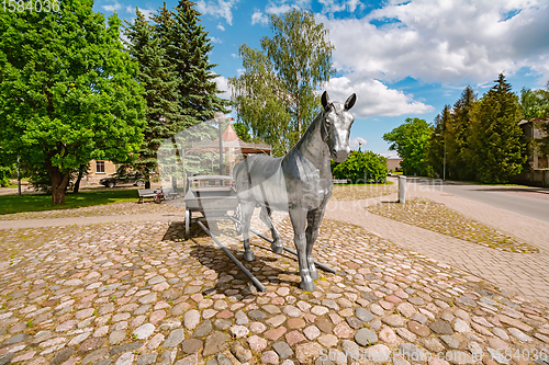 Image of Sculpture "Horse with a carriage"