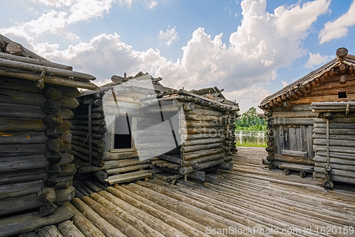 Image of Araisi lake dwelling site