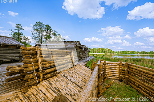 Image of Araisi lake dwelling site