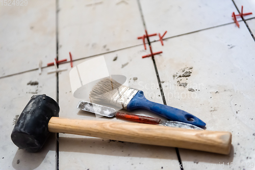 Image of Ceramic tiles and tools for tiler