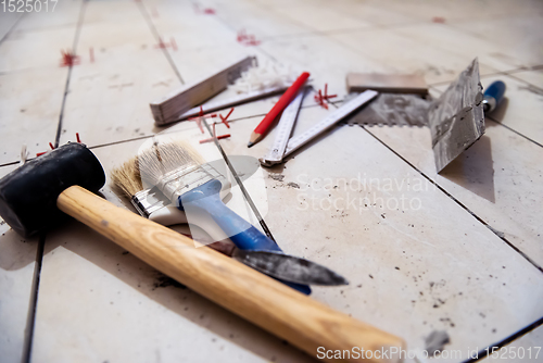 Image of Ceramic tiles and tools for tiler