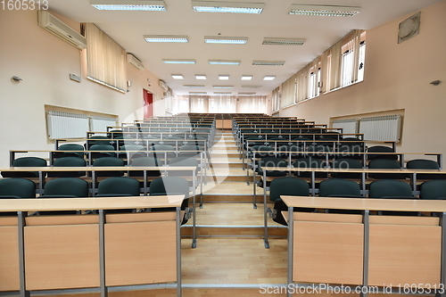 Image of empty classroom