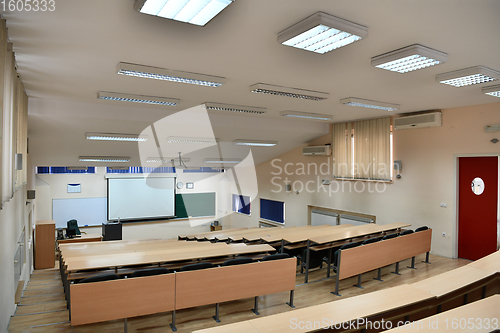 Image of empty classroom