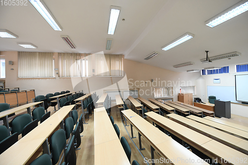 Image of empty classroom