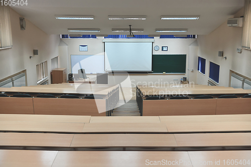 Image of empty classroom