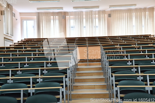 Image of empty classroom