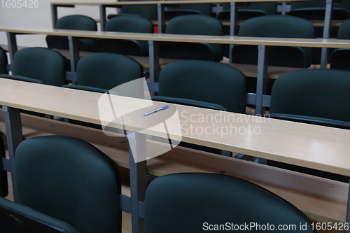 Image of empty classroom