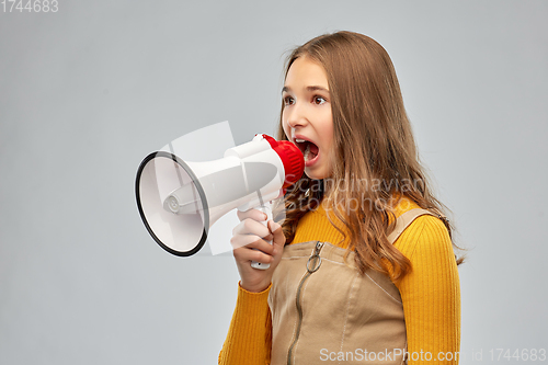 Image of teenage girl speaking to megaphone