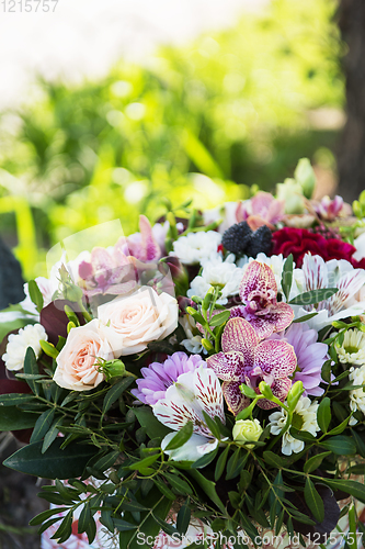 Image of bouquet of different flowers