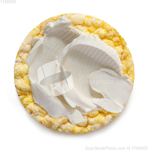 Image of gluten free corn cake with cream cheese