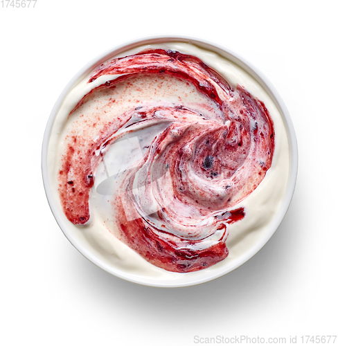 Image of bowl of yogurt with jam