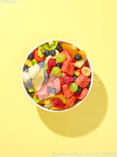 Image of bowl of fresh fruit salad