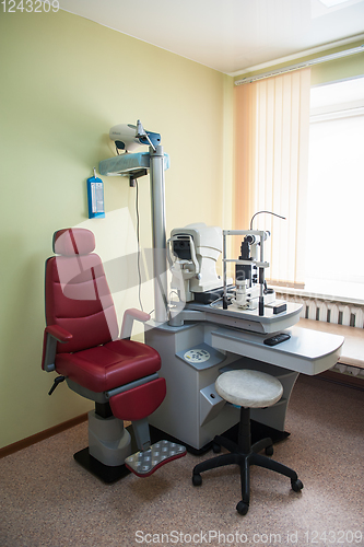 Image of ophthalmology room in clinic
