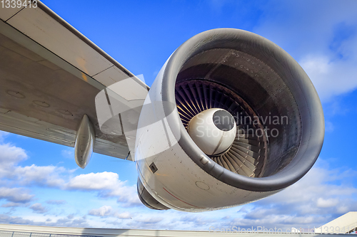 Image of Airplane engine and wing