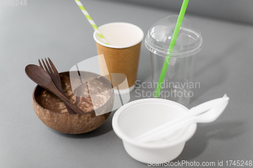 Image of close up of eco friendly and plastic tableware