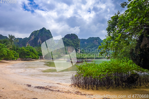 Image of Railay beach in Krabi, Thailand