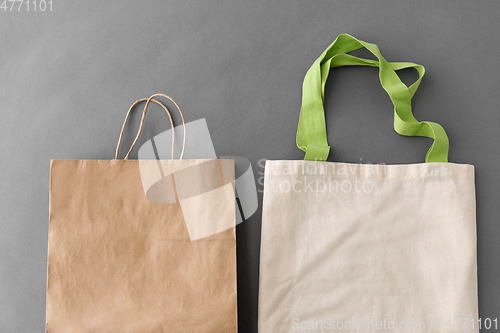 Image of paper bag and reusable tote for food shopping