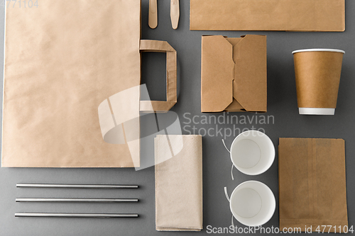 Image of disposable paper takeaway food packing stuff