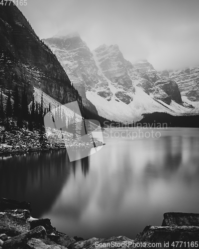 Image of Moraine Lake Black and White