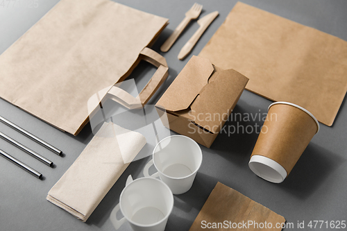 Image of disposable paper takeaway food packing stuff