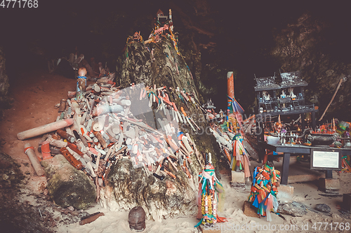 Image of Phra Nang Cave temple, Krabi, Thailand