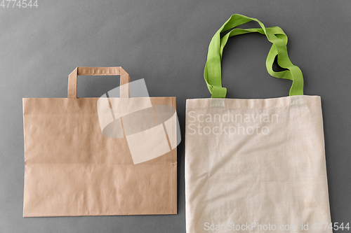 Image of paper bag and reusable tote for food shopping