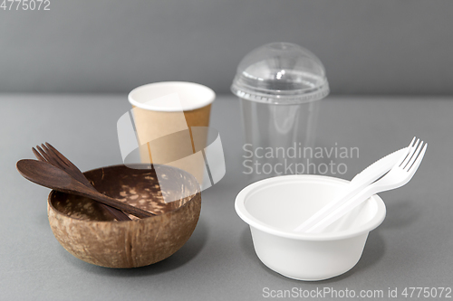 Image of close up of eco friendly and plastic tableware