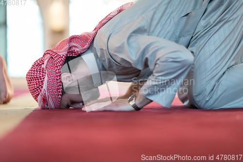 Image of man performing sajdah in namaz