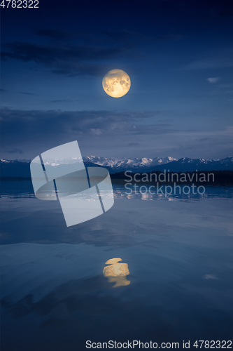 Image of Starnberg Lake by night with full moon