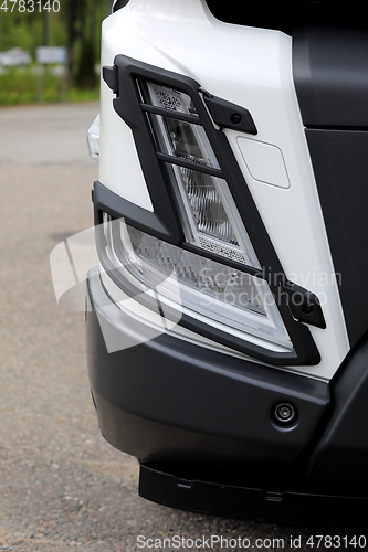 Image of New Volvo FMX 540 Xpro Headlight Detail