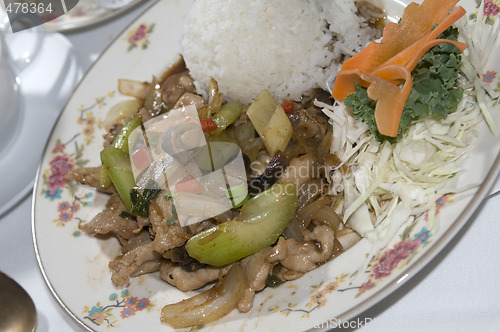 Image of pad khing thai food