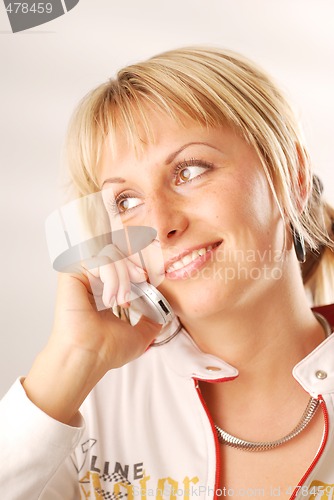 Image of A woman calling from her cellphone