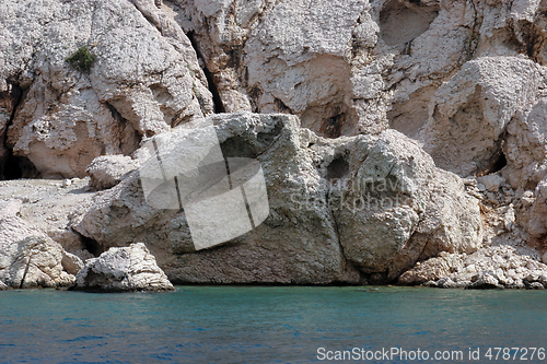 Image of Rock and sea