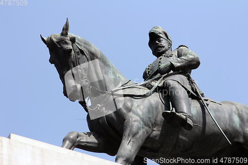 Image of Edwards VII Rex imperator statue, southern entrance of Victoria Memorial Hall, Kolkata, India