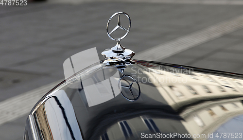 Image of Emblem of Mercedes-Benz car