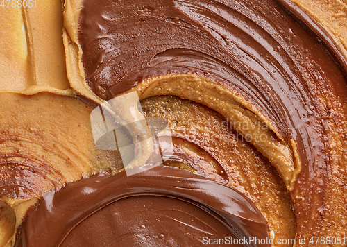 Image of melted chocolate cream and peanut butter