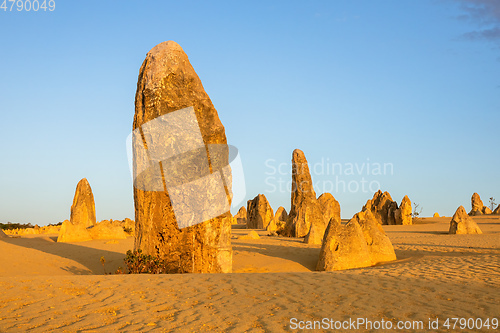 Image of Pinnacles Desert in western Australia