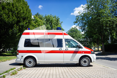 Image of typical ambulance in Germany