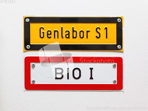 Image of Gene laboratory sign german