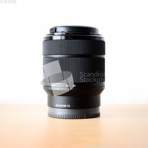 Image of typical zoom lens 28-70mm