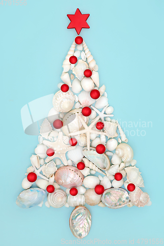 Image of Alternative Christmas Tree Design with Seashells