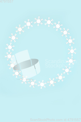 Image of Christmas Abstract Minimal Snowflake Wreath 