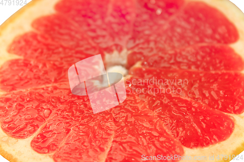 Image of cut fruit of grapefruit