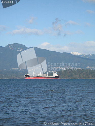 Image of tanker on the ocean