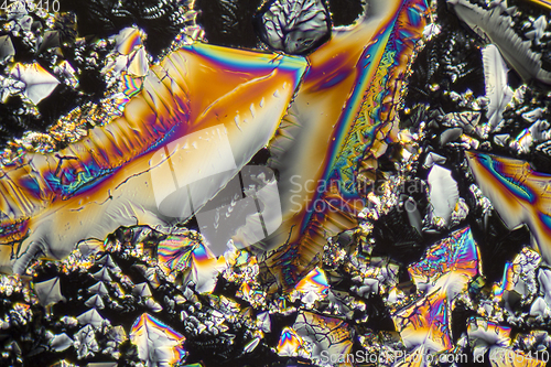 Image of Sodium nitrate microcrystals
