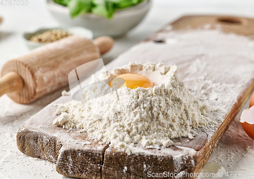 Image of flour and egg yolk