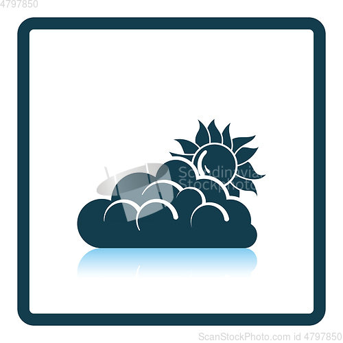 Image of Sun behind clouds icon